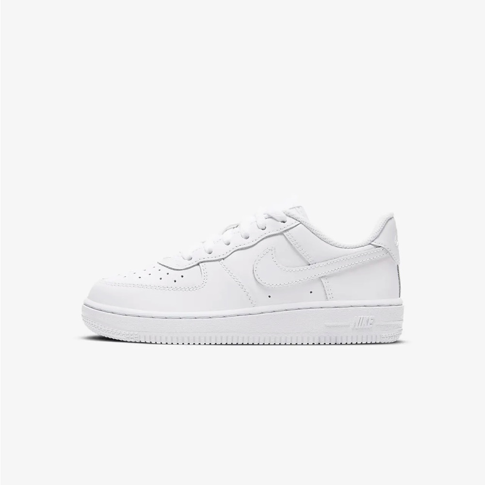 NIB: Nike Force 1 LE Little Kids' Shoes - Size 11C